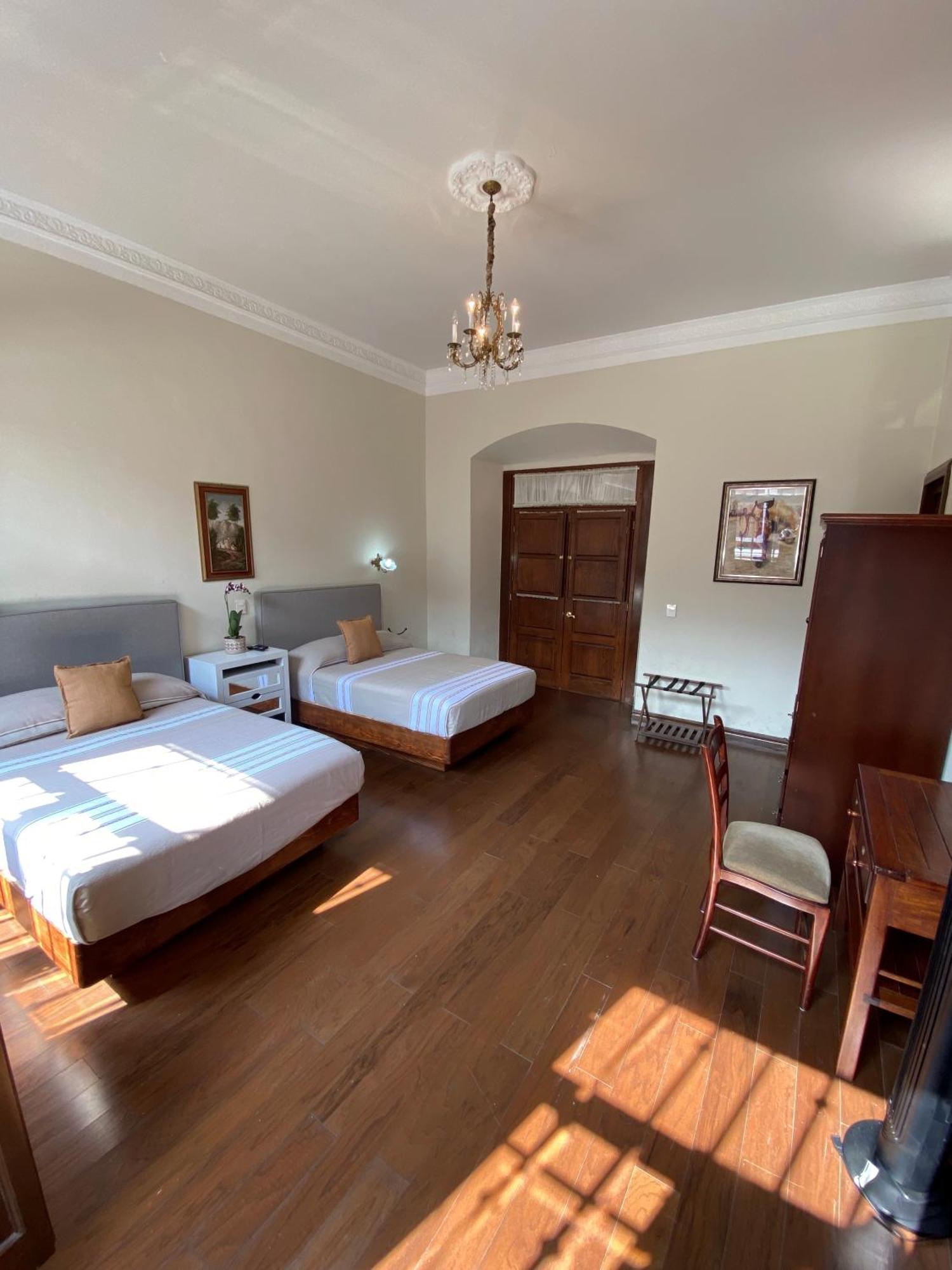 Hotel Cantera Real, Morelia Bagian luar foto